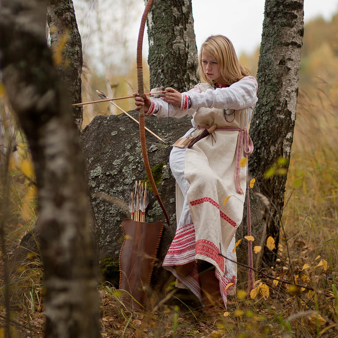 Sexy photo Girls in Slavic costumes in Kaifing